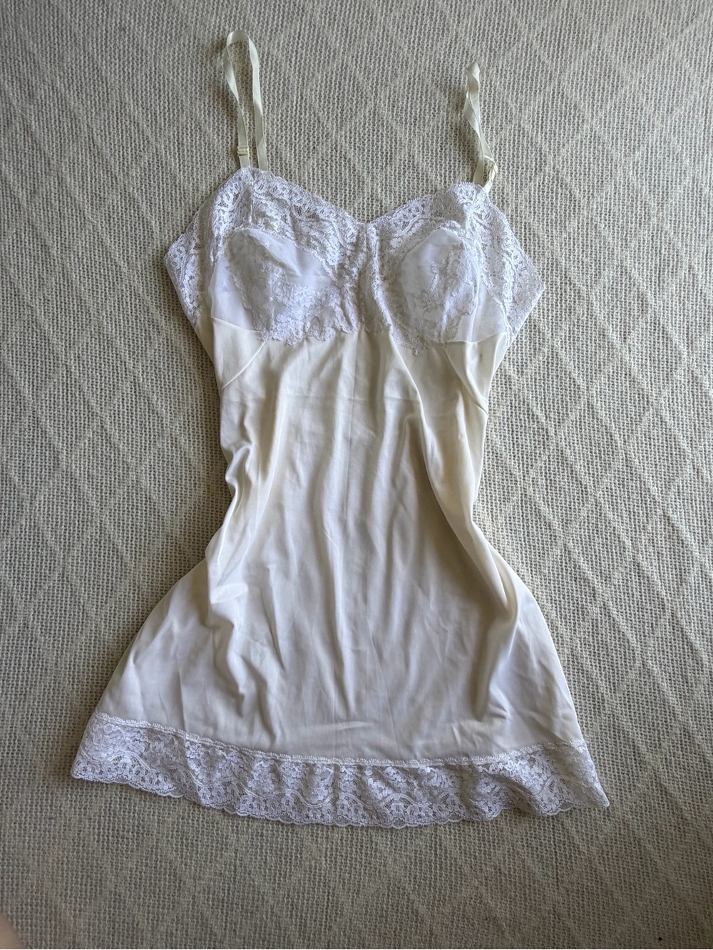 Vintage vassarette Ivory Lace-Trim Slip Chemise